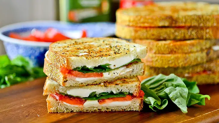 toasted bread, food, sandwiches